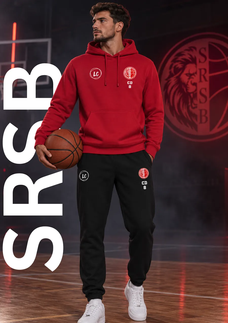 Sweat à capuche rouge et jogging noir floqués du logo LC et du logo du club SRSB, avec initiales et numéro